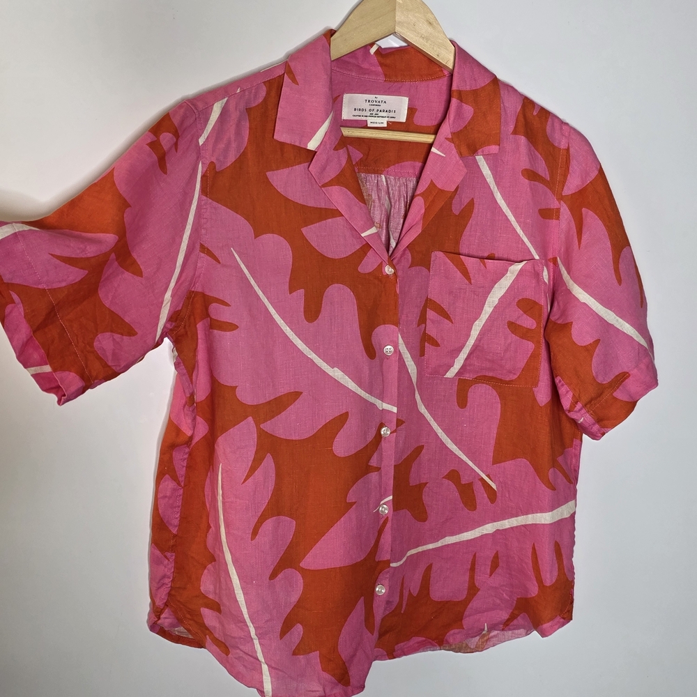 Trovata Birds of Paradise Margot shirt Pink palm print 100% Linen Size Medium - Picture 3 of 11